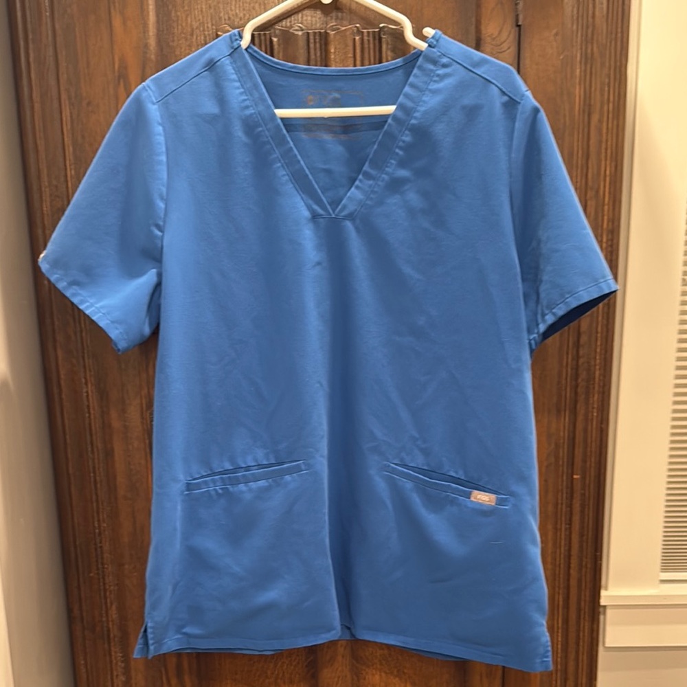 Figs Casma Technical Collection Scrub Top PO# 1797